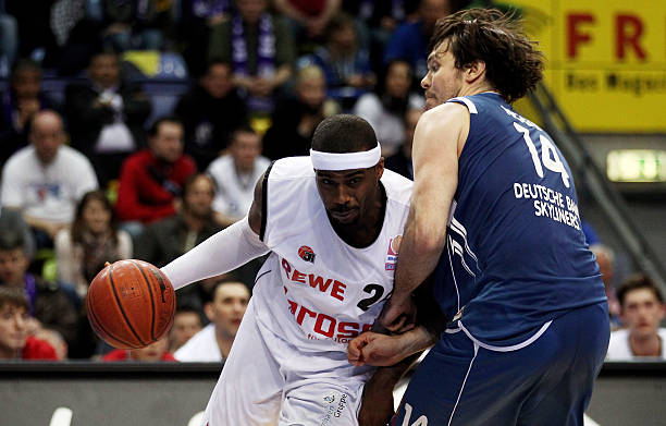 能够在对方 能够在对方