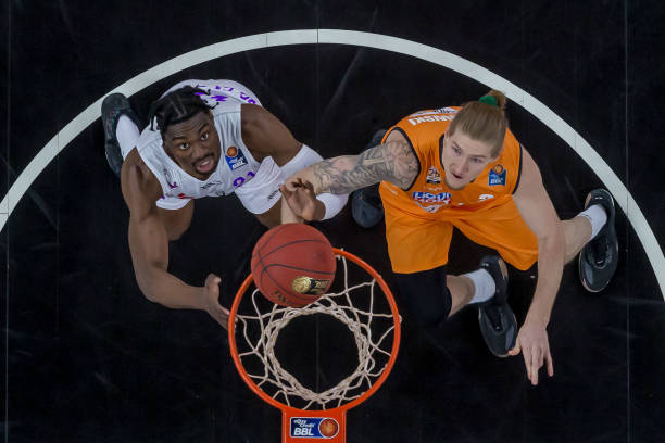 他曾在伤停 他曾在伤停