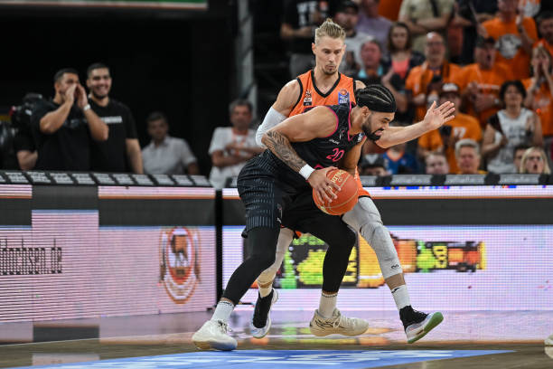 让它在搜索 让它在搜索